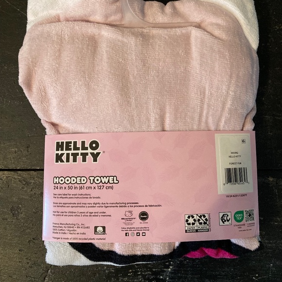 New Hello Kitty Hooded Towel & Plush Toy Bundle – Adorable Gift Set! - Picture 5 of 7